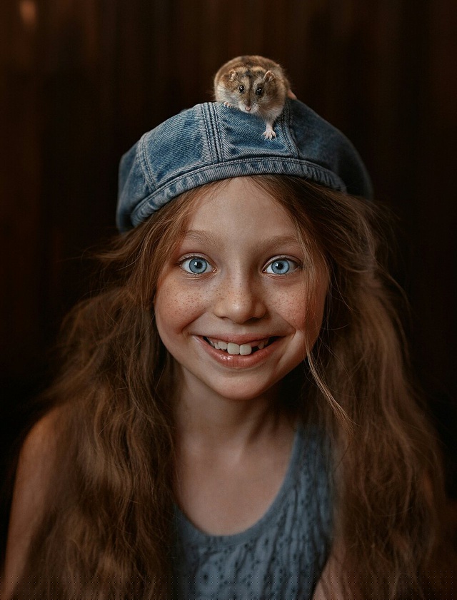 “Niềm vui với bạn tôi” chụp bởi @tinozavrus (Nga)