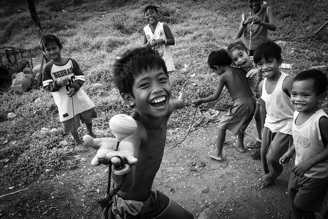 “Niềm vui giản dị khi vui chơi thực sự” của @renebernal (Philippines)