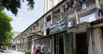 Cảnh sống "chạy quanh bốn góc giường" tại khu tập thể xập xệ nhất Hà Nội