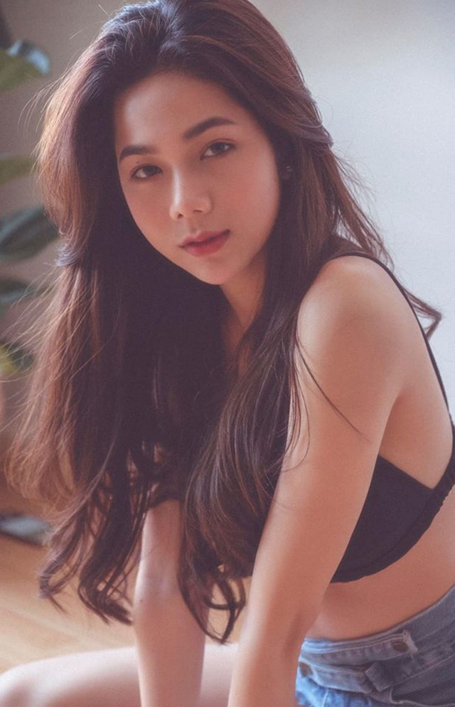 Thần thái cũng cực kỳ cuốn hút không thua kém diễn viên điện ảnh.