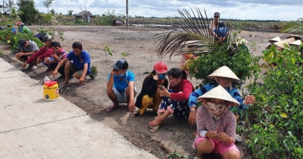 Khẩn trương trục vớt và điều tra thi thể trẻ sơ sinh trôi dạt trên sông