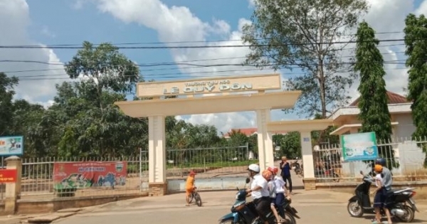 Tá hoả phát hiện thi thể bảo vệ chết trong tư thế treo cổ tại trường