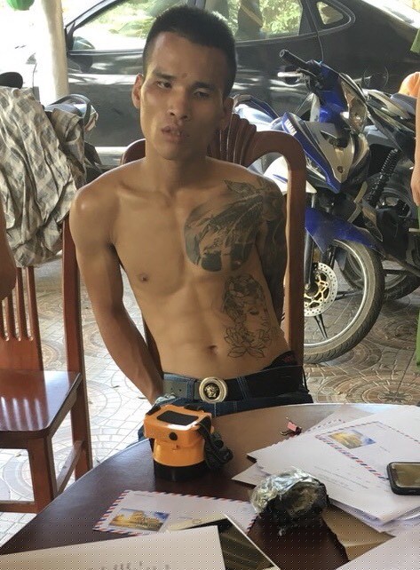 Đối tượng Đinh Minh Long