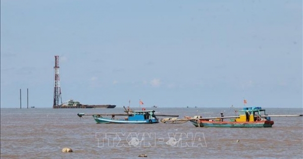 Vị trí móng trụ tua bin Nhà máy điện gió Tân Thuận nằm ngoài phạm vi luồng lạch