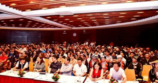 Gặp mặt người Dao toàn quốc bàn về những vấn đề thực tiễn