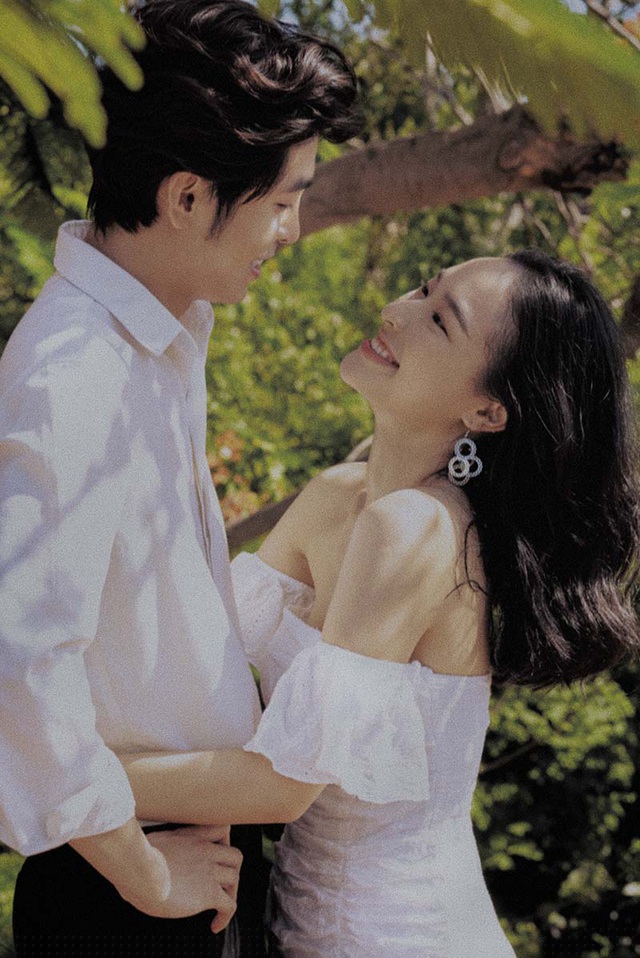 Cảm x&uacute;c, &aacute;nh mắt như một đ&ocirc;i t&igrave;nh nh&acirc;n thật sự.