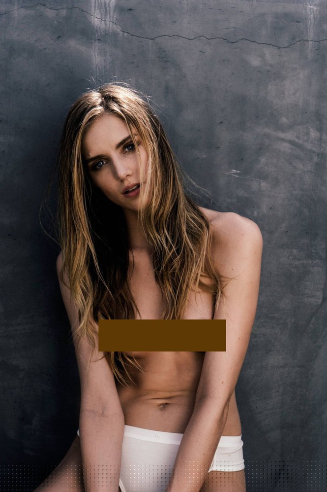 Sắc vóc thanh xuân mơn mởn của chân dài 9x Kari Riley - ảnh 2