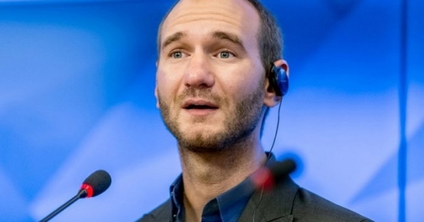 Nick Vujicic – Từ “người ngoài hành tinh” đến “người truyền cảm hứng”