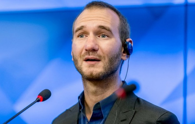 nick-vujicic-nie-badz-chrzescijaninem-ze-wzgledu-na-kosciol_ugja