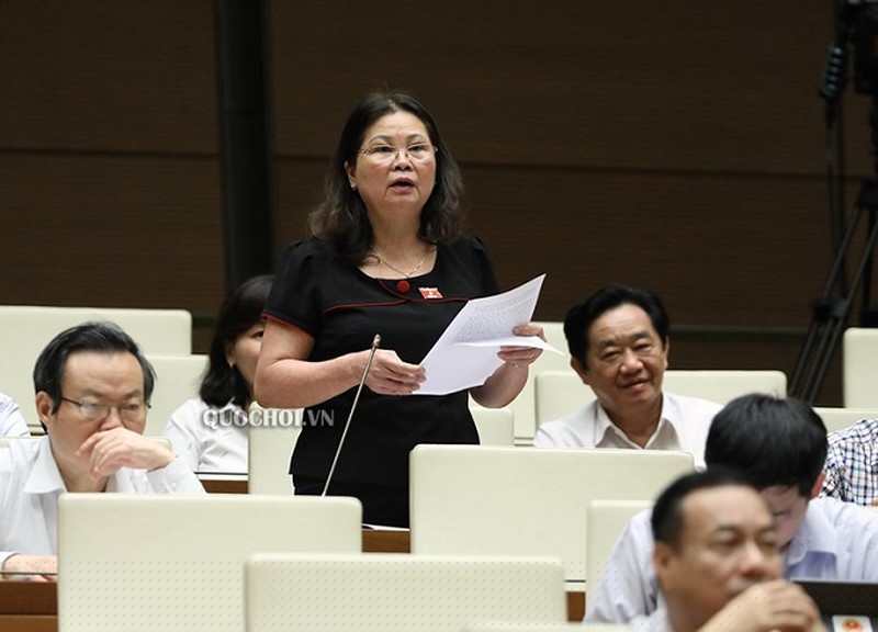 ĐB Trần Thị Dung.