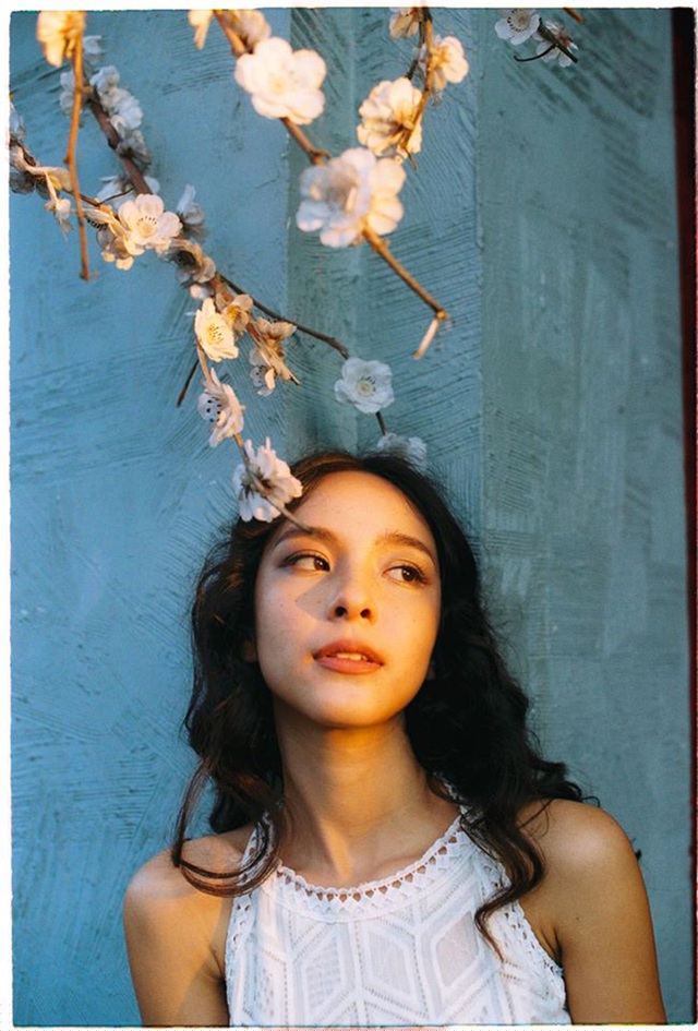 Bên cạnh việc kinh doanh riêng, Dina mong muốn bản thân sẽ góp phần mang nền văn hóa của 2 quê hương đến gần nhau hơn, cũng như lan tỏa những giá trị tích cực đến cộng đồng.