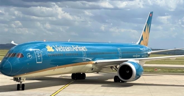 Đưa trên 300 công dân Việt Nam từ Singapore về nước an toàn