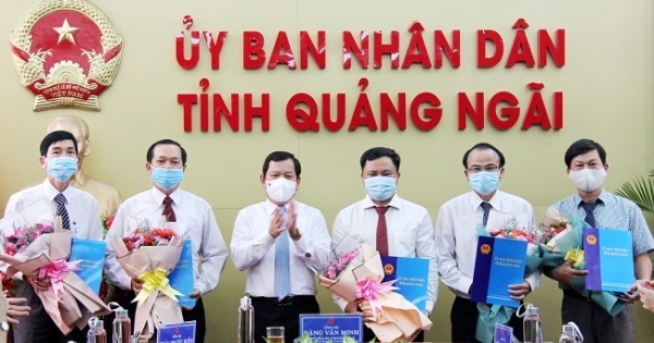 Quảng Ngãi: Công bố quyết định bổ nhiệm 5 Giám đốc cấp Sở