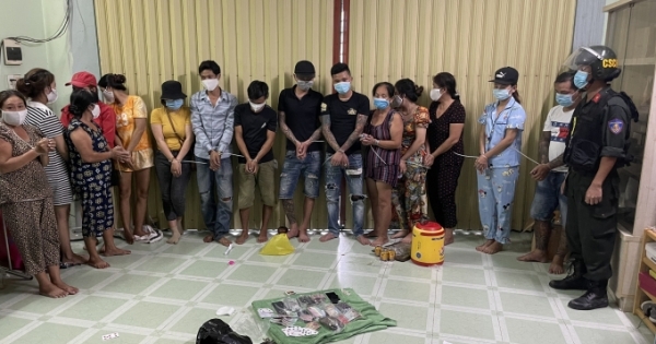 Triệt phá sòng bạc giữa tâm dịch Covid-19