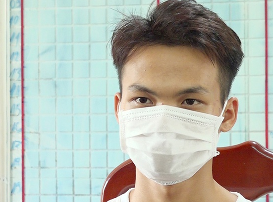 Mang dao đi giết người rồi ung dung về nhà tiếp tục ăn nhậu