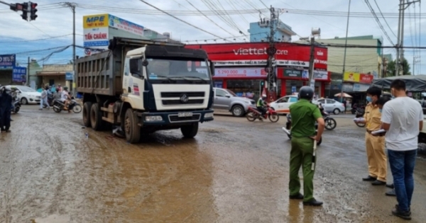 Gia Lai: Va chạm giao thông giữa xe tải và xe máy, 1 học sinh tử vong tại chỗ