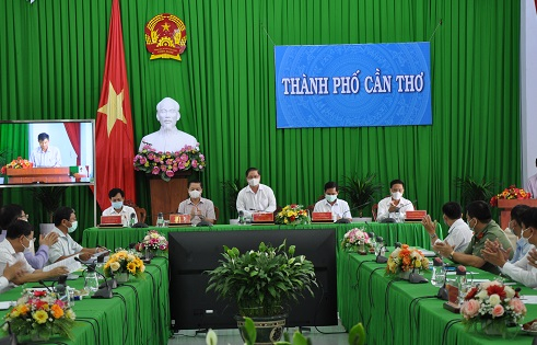 Các đại biểu tham dự cuộc họp