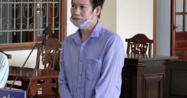 Cầm dao đâm em dâu nhiều nhát vì nghĩ xúi giục bố đánh mình