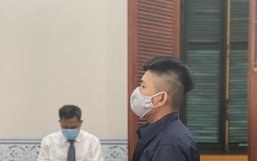 Giấu ma tuý trong bao lì xì rồi mua súng đạn để “phòng vệ”