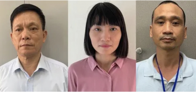 AAACB36E-4082-4D4D-8AE8-15A0DA267A17.