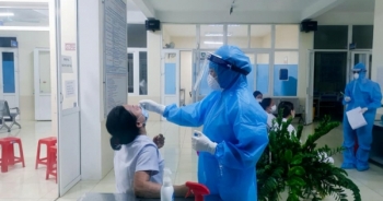 Cô gái làm tóc mắc Covid-19, TP Vinh giãn cách nhiều tổ dân cư, tuyến phố