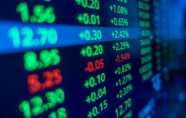 Biznews: Vi phạm chứng khoán nhiều cá nhân bị xử phạt; Gặp rắc rối vì mua đất bằng hợp đồng hợp tác đầu tư