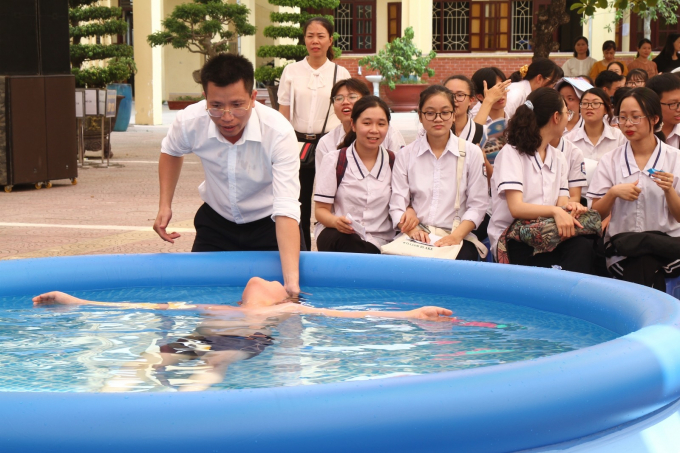 1F5FCCFD-539E-45FB-B249-071BBFE93907.