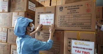 T&T Group “tiếp sức” 500.000 bộ bơm tiêm vắc-xin Covid-19 cho TP HCM