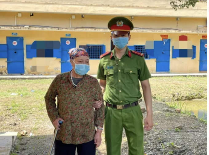 6F34E26A-C209-4748-B396-3B582DB9E272.