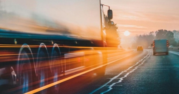 Chuyển đổi số - “Cửa sáng” giúp doanh nghiệp vận tải thoát khó