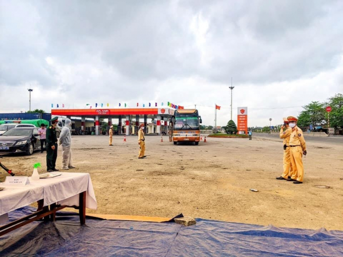 17852EEA-EA16-43D6-9513-A1CD567C0B95.