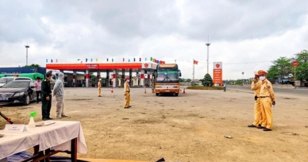 Hải Phòng: Xem xét xử lý trách nhiệm các chốt để lọt xe khách tuyến Bắc Nam