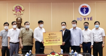 T&T Group tài trợ toàn bộ bơm kim tiêm cho chiến dịch tiêm 150 triệu liều vắc xin phòng COVID-19