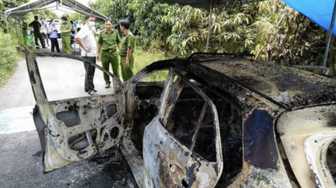 151F677B-0719-4536-8A7E-D46A98B1938B.