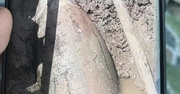 Bạc Liêu và Cần Thơ phát hiện bom đạn khi bơm cát san lấp công trình