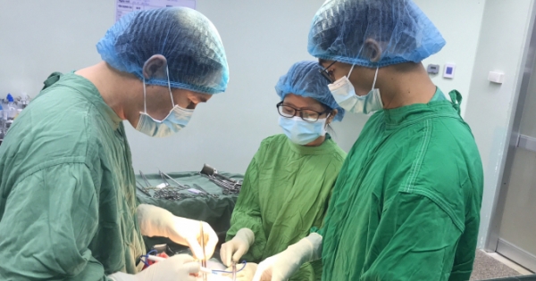 Cần Thơ: Cứu sống sản phụ vượt cạn hội chứng HELLP nguy kịch