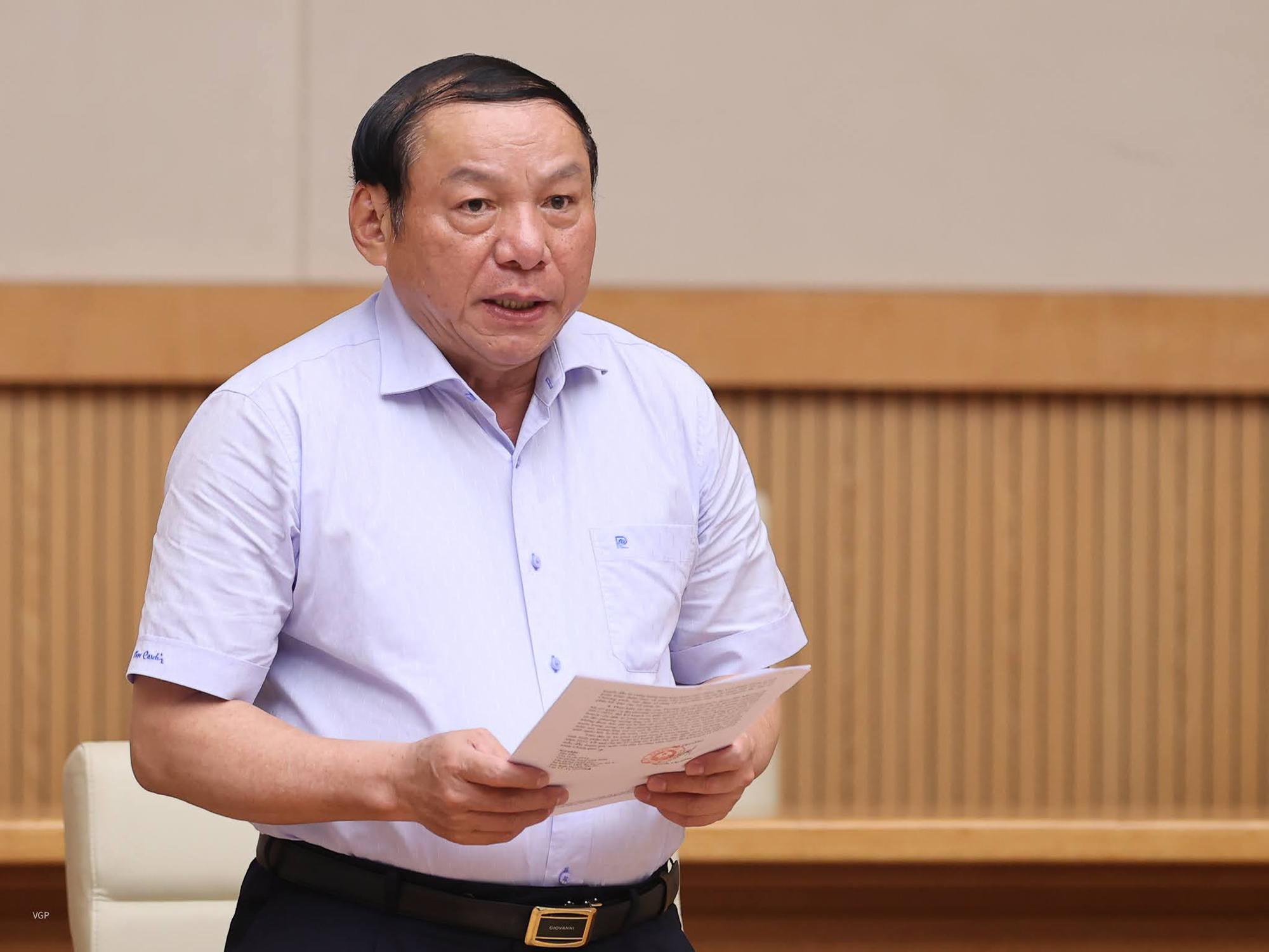 Nghiên cứu sửa quy định về tiêm vaccine, quyết liệt thúc đẩy đầu tư công, phục hồi và phát triển - Ảnh 2. Nghiên cứu sửa quy định về tiêm vaccine, quyết liệt thúc đẩy đầu tư công, phục hồi và phát triển - Ảnh 2.