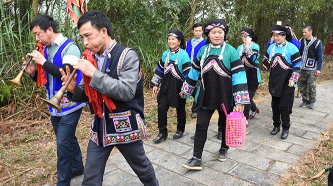 Nhiều người d&acirc;n tộc Bố Y kh&ocirc;ng c&ograve;n nhớ tiếng mẹ đẻ của m&igrave;nh. (Ảnh minh họa)