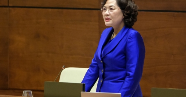 Thống đốc Ngân hàng Nhà nước - Sẽ can thiệp, điều hành nếu giá vàng trong nước không điều tiết được