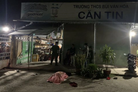 Một phụ nữ chết cháy trong trường học - 1