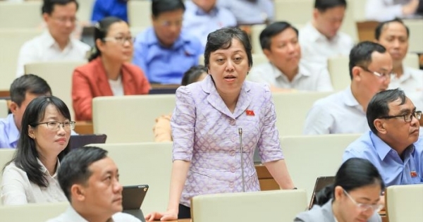 Thanh tra báo trước thì 