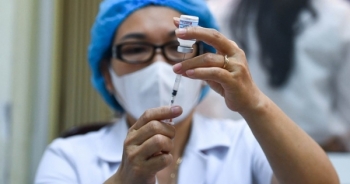 Nhiều người dân Hà Nội "né" tiêm vaccine Covid-19 mũi 4