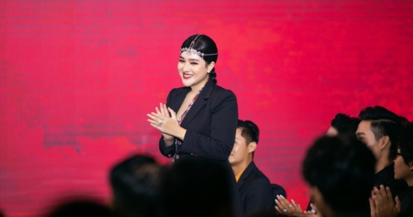 Cố vấn thẩm mỹ Hoa hậu Hoàn vũ Việt Nam 2022 khác lạ trong lần tái xuất