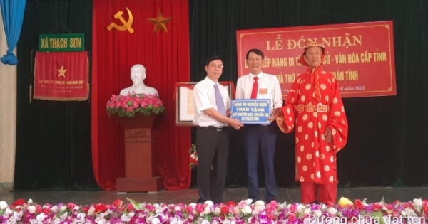 Lễ đón nhận bảng xếp hạng nhà thờ cụ Nguyễn Doãn Tình