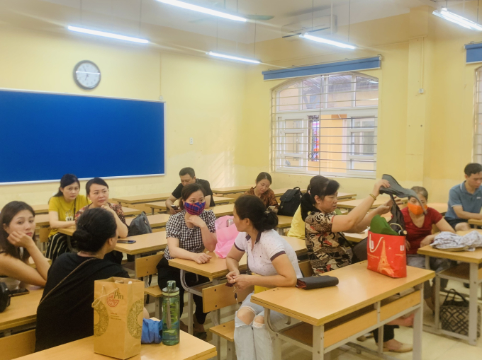 z3500904670395_2ca507a0a7c6196335467a1e1d69f191