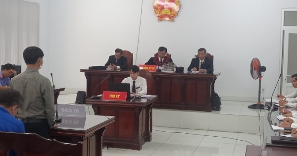 Vụ sai phạm đất đai ở huyện Long Thành: Tạm ngừng phiên tòa để thu thập thêm chứng cứ