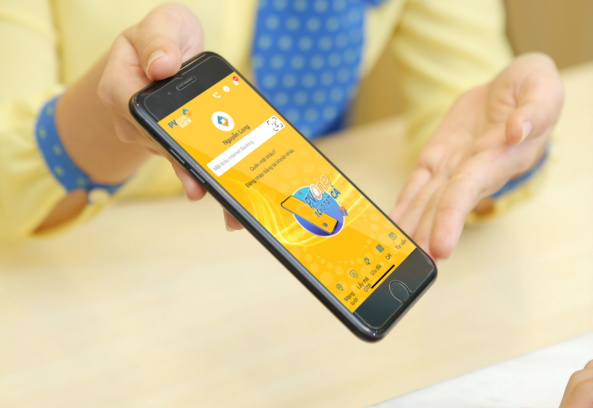 Khách hàng có thể lựa chọn gửi trực tiếp tại quầy, qua ứng ứng PV Mobile Banking hoặc ngân hàng trực tuyến PV Online Banking