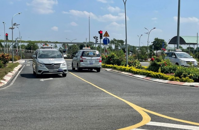 Tăng ph&iacute; s&aacute;t hạch bằng l&aacute;i xe từ 1/8/2023