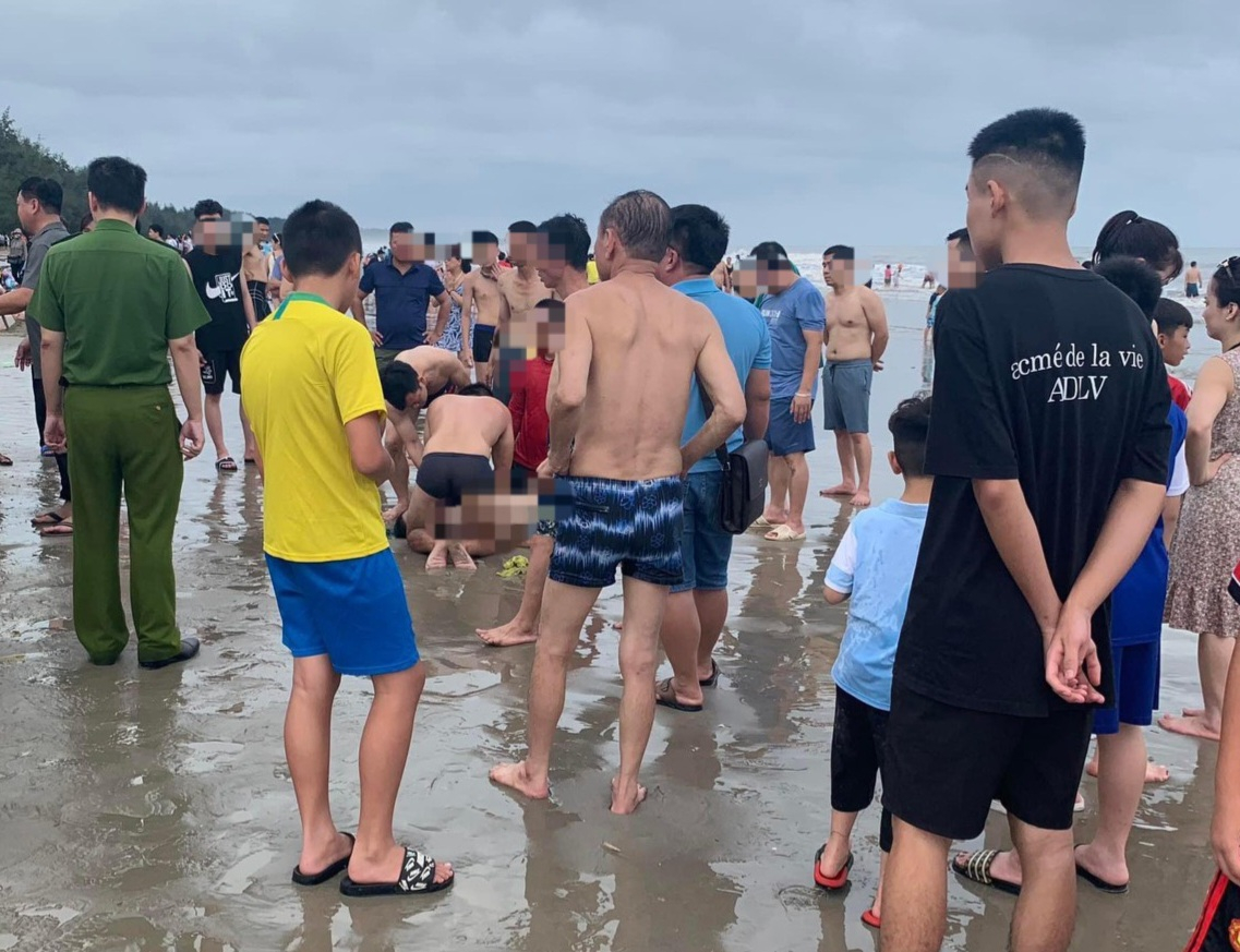 z4440062450204_1d16f52e9cb400455722bd8ee928b264