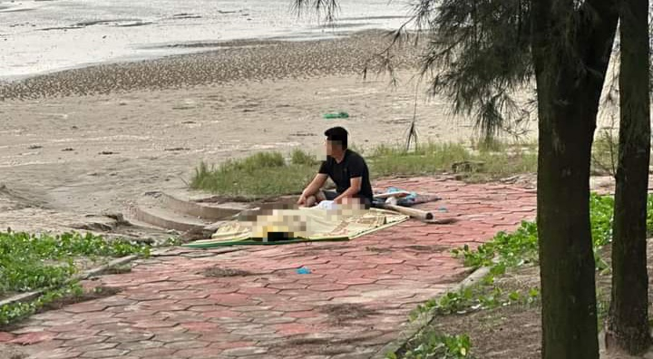 z4440062453649_7d3bb8e4d05adda7843757c9f24baa2a